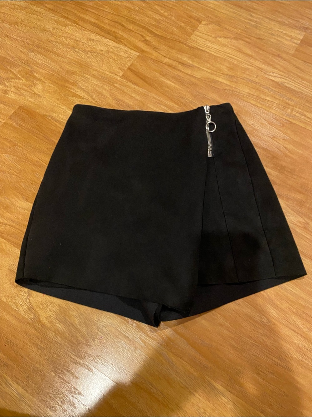 Zara Black Women's Wrap-Front Shorts with Zip Detail XS
